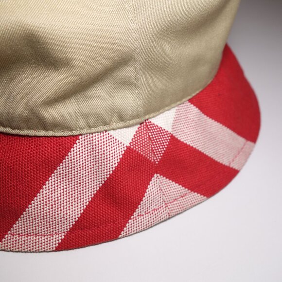 Burberry London Beige & Red Plaid Nova Check-Trimmed Bucket Hat, Size Small - Picture 4 of 8
